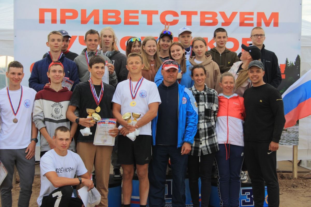 В п. Луковецкий Холмогорского округа состоялись областные соревнования по гребле на байдарках и каноэ