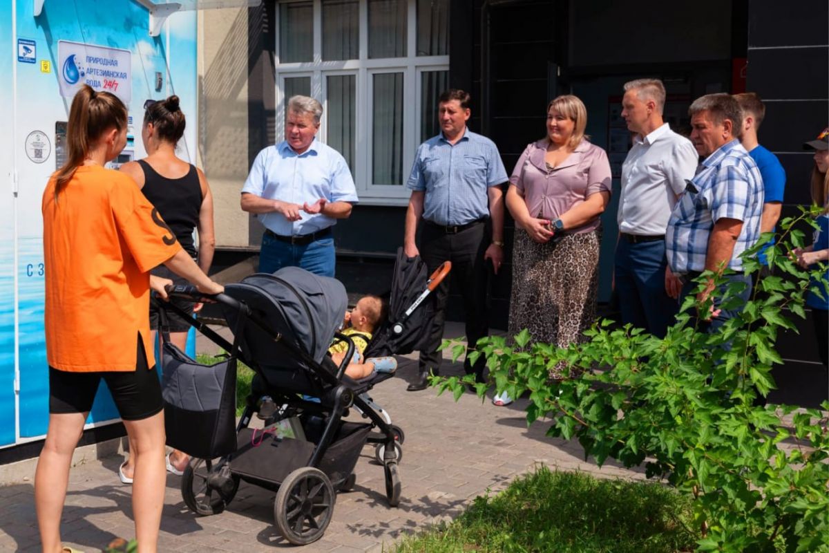 Партактивы «ШГП» и «Жители МКД» провели встречу с жильцами ЖК «Пехра»