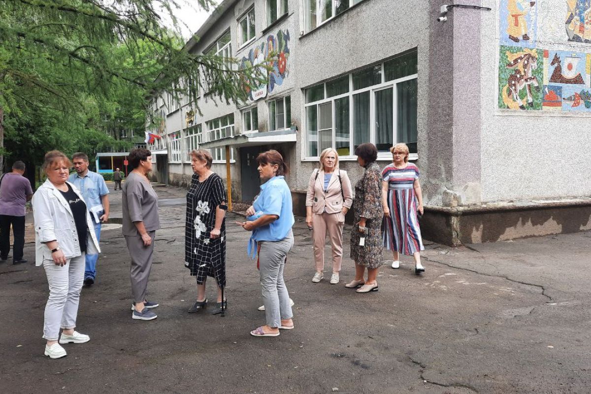 Надежда Козьякова: Необходимо обеспечить детям и педагогам комфортные и безопасные условия обучения