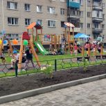 В Горно-Алтайске при поддержке «Единой России» отремонтировали двор МКД