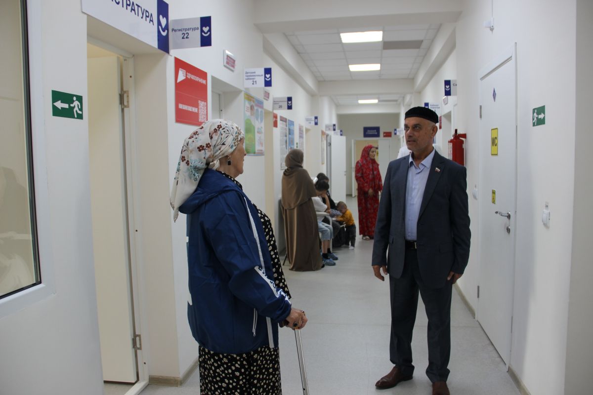 «Партийный десант» оценил условия в сельских амбулаториях Чеченской Республики