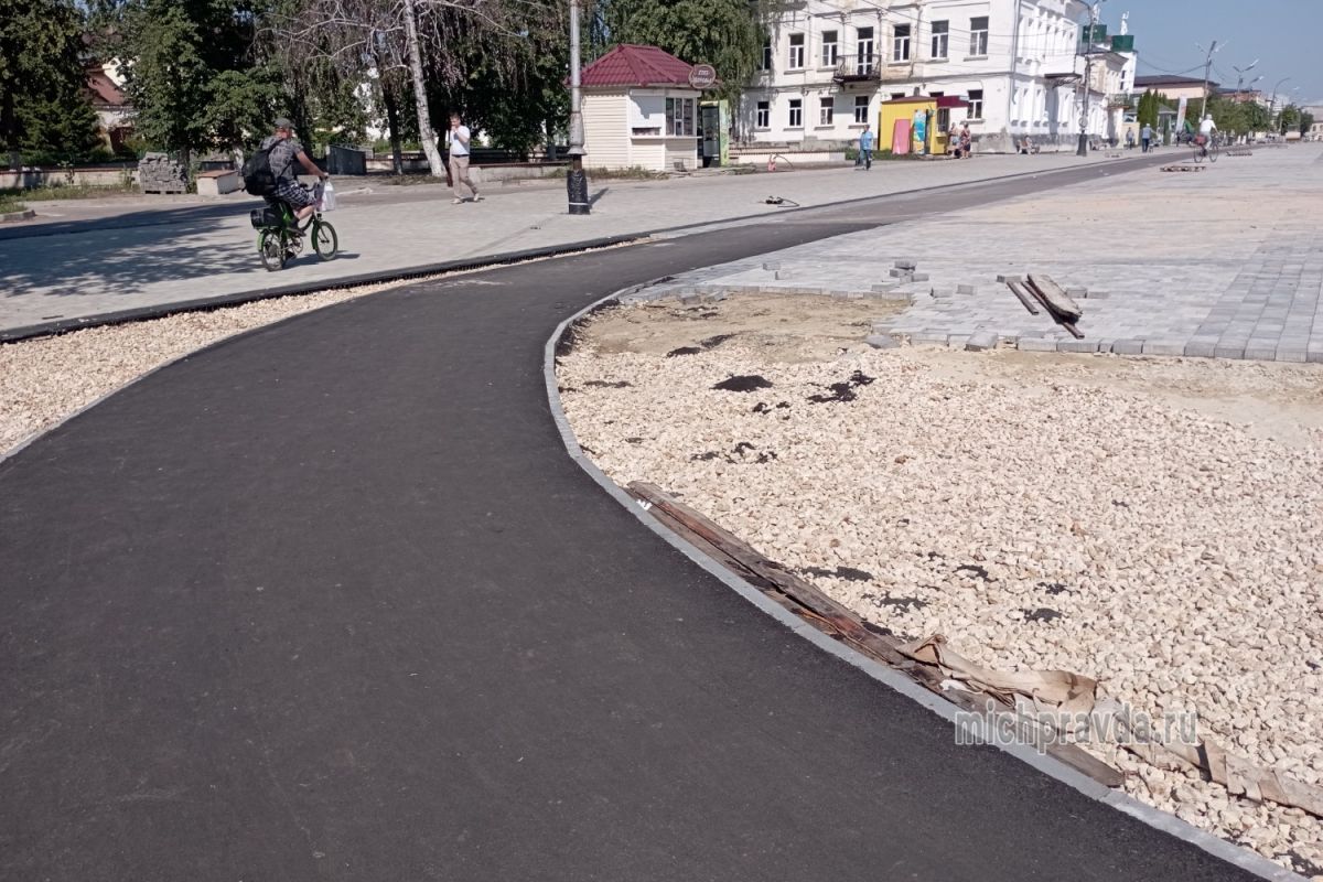 В Мичуринске продолжается реконструкция улицы Советской