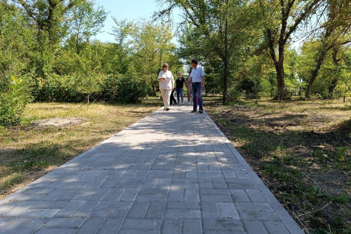 В парке села Шапкино завершилось благоустройство пешеходной зоны