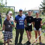 В ЛНР «Единая Россия» дала старт акции «Яркое детство»