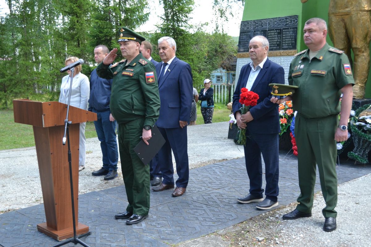 В Кочкурове простились с защитником Родины