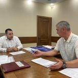 Депутат «Единой России» Ашот Хбликян обсудил приоритетные наказы избирателей с главой администрации Октябрьского района донской столицы