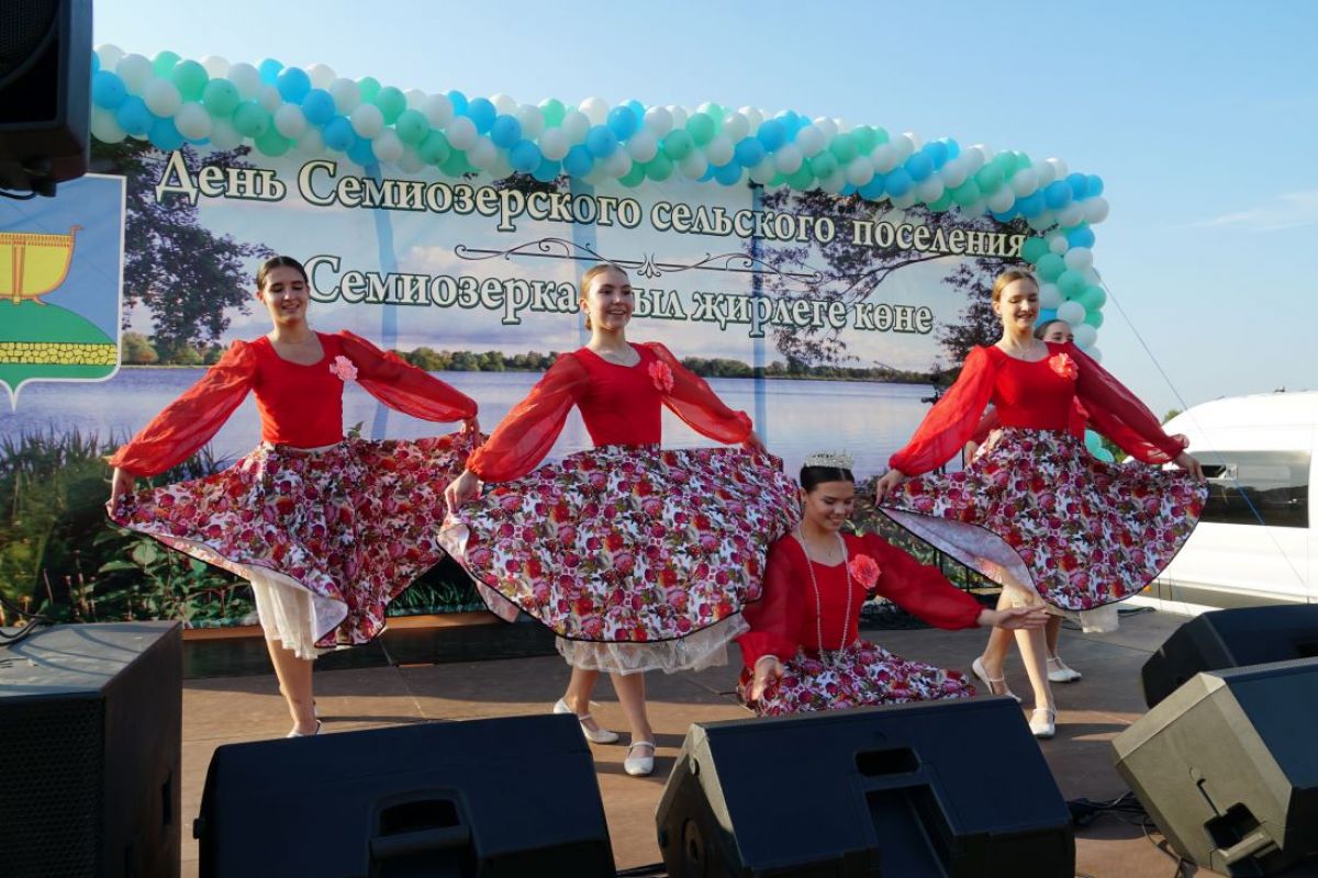 Штаб общественной поддержки Единой России Республики Татарстан помог в  проведении Дня сельского поселения Семиозерка | 07.07.2024 | Казань -  БезФормата