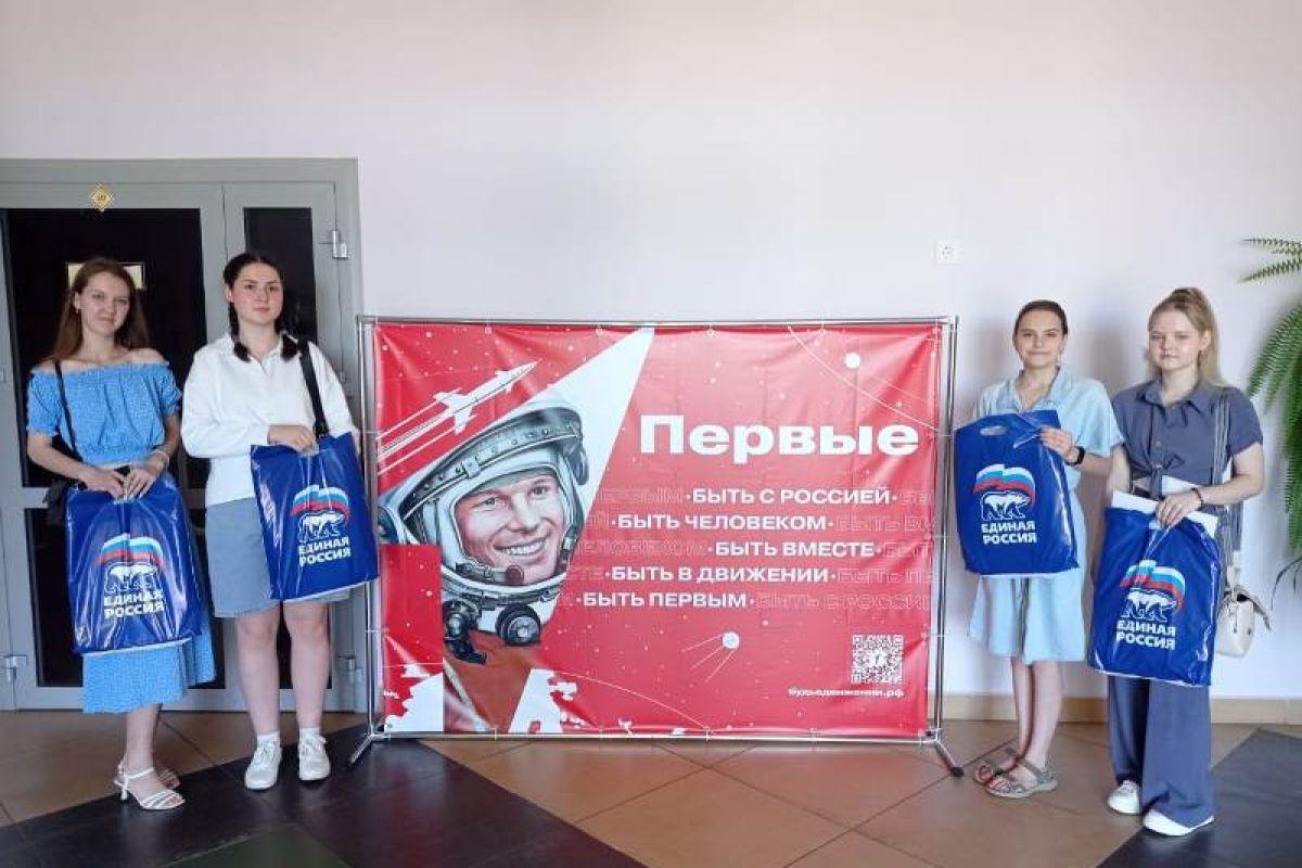 В Дзержинском районе наградили победителей акций «Сделаем вместе»