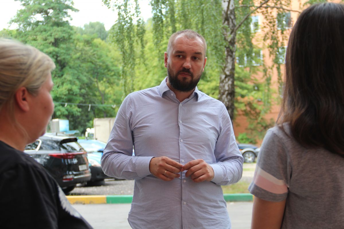 Никита Бурвиков совместно с жителями Пролетарского округа провел мониторинг отремонтированных объектов