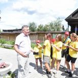 «Единая Россия» организовала для детей из Запорожья экскурсию в этнографический музей Чувашии