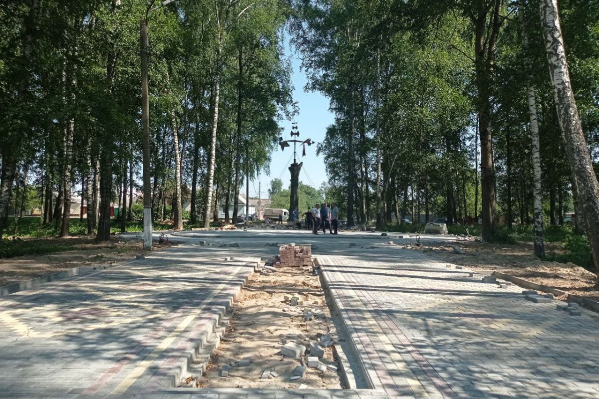 В Новозыбкове продолжается благоустройство городских территорий