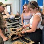 В Штабе поддержки Единой России прошло занятие по военно-спортивной подготовке молодежи