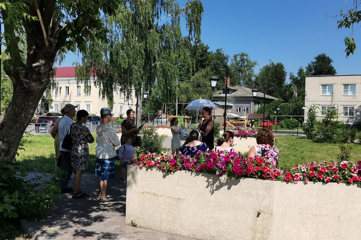 Гостеприимный город для всех»: в Володарске организовали экскурсию для  людей с ОВЗ