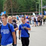 При поддержке «Единой России» в Новосибирске состоялась акция «Особенности национальной уборки»