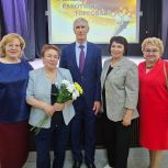 Елена Трескова, Михаил Копытов и Вячеслав Вегнер поздравили свердловчан с Днем торговли