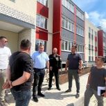 Борис Ясинский оценил ход строительства многоквартирных домов в Рязанском районе
