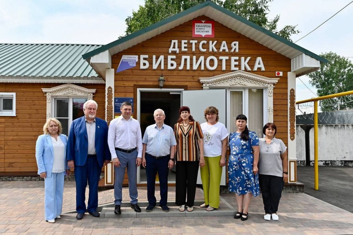 Во время рабочего визита Евгений Первышов оценил развитие культуры в Токаревском округу