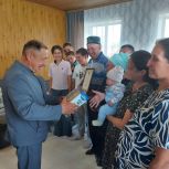 Семье Низамеевых из Сабинского района вручили медаль «За любовь и верность»