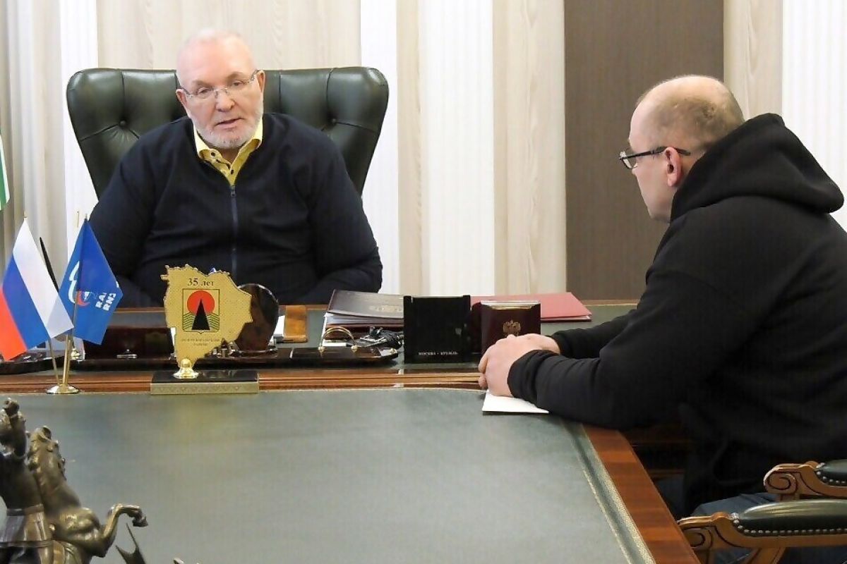 За помощью к Владимиру Семенову обратились боле 90 югорчан