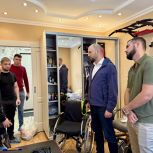 Ветерану СВО из Отрадного оказали помощь в ремонте квартиры