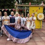 Надежда Козьякова приняла участие в празднике двора