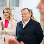 При поддержке Виктора Маслакова в школах Академического появится более 500 учебных мест