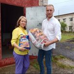 Единороссы Нижегородского регионального отделения доставили в ветеринарную клинику Курска корм для животных