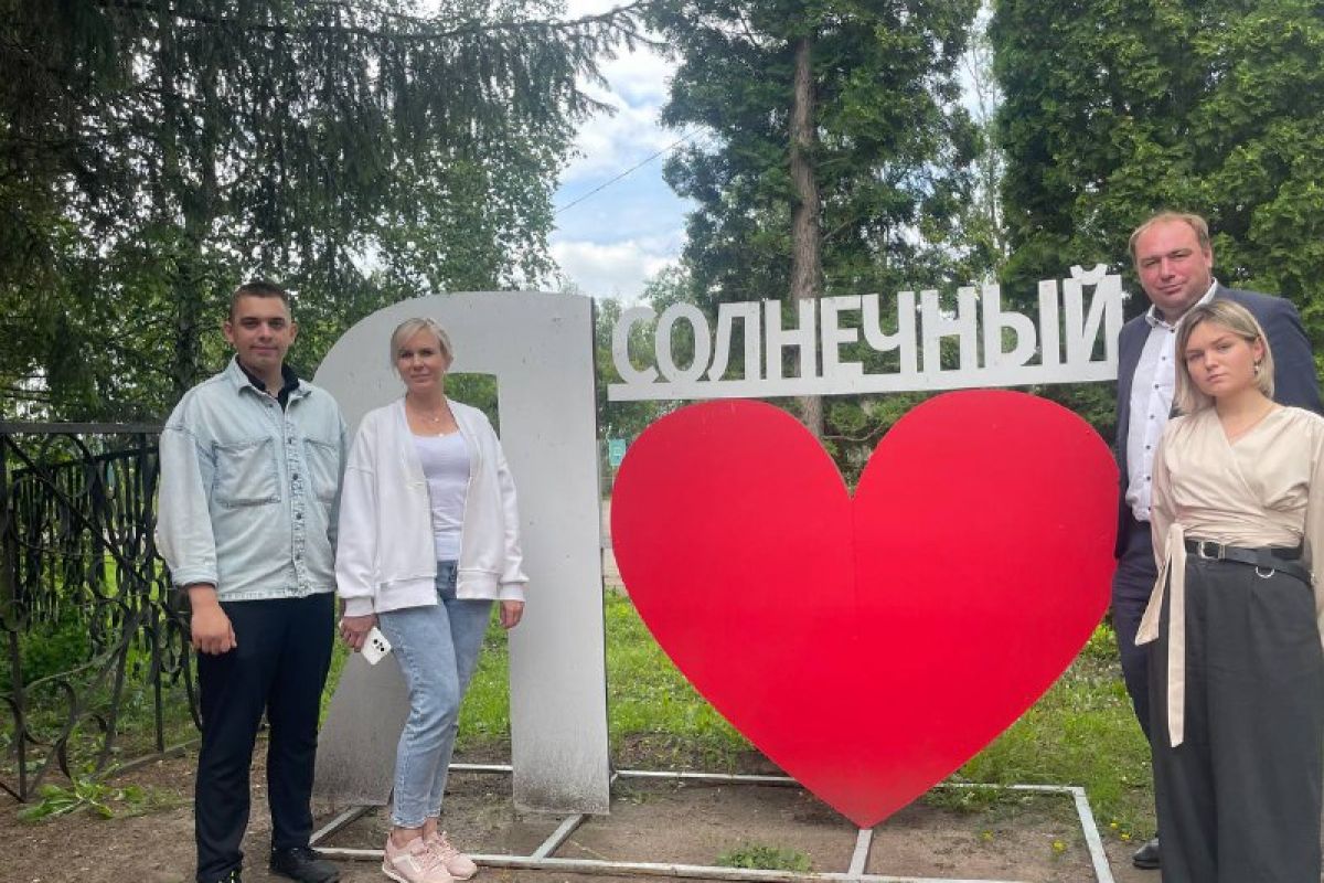 В рамках партийного проекта «Новая школа» единороссы провели мониторинг детского лагеря «Солнечный» Задонского района