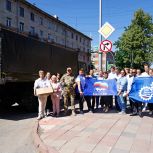 «Единая Россия» отправила грузовик с помощью кузбасским военным