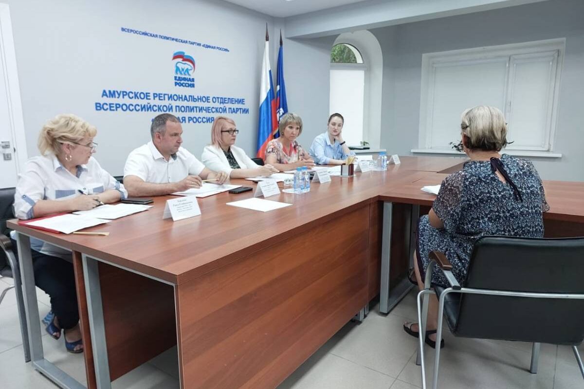 В преддверии нового учебного года «Единая Россия» проведет неделю приемов по вопросам образования