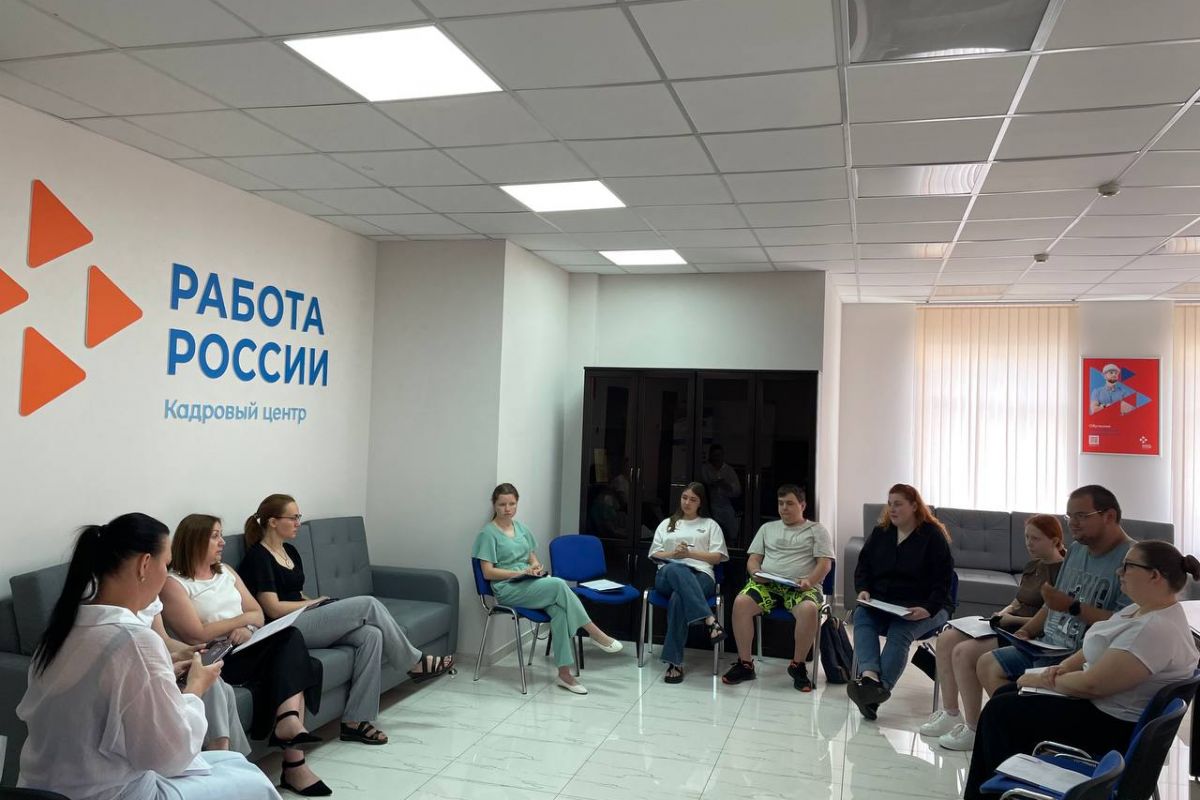 Проект «Моя карьера с Единой Россией» помогает молодёжи в выборе профессии
