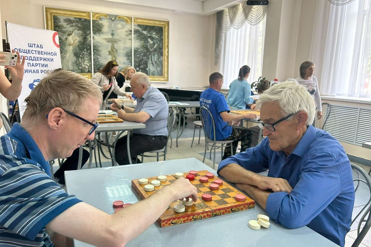 «Единая Россия» провела в Ульяновске турнир по шашкам среди инвалидов