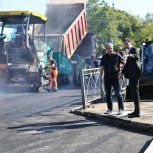 В Октябрьском округе Архангельска ремонтируют дороги и избавляются от автохлама