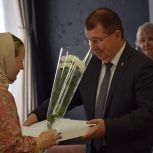 «Единая Россия» поздравила псковские семьи с Днём семьи, любви и верности