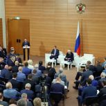 Поддержка участников СВО, семей с детьми, пенсионеров: «Единая Россия» подвела итоги работы фракции в весеннюю сессию Госдумы