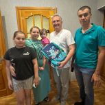 Олег Петелин принял участие в акции «Собери ребенка в школу»