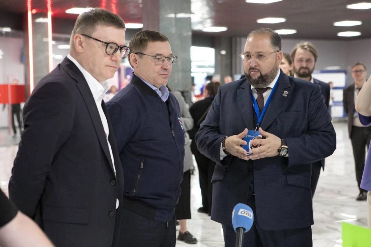 Региональный координатор партийного проекта «Выбирай свое» Дмитрий Клеутин принял участие в выставке «Народная программа»
