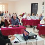 В Доме культуры села Верхняя Тойма прошёл увлекательный квиз "Наши 90-е!", посвящённый Дню молодежи