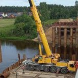 Подрядчик возводит объездной мост через реку Вель