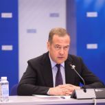 Дмитрий Медведев: Тема служения Отечеству станет главной в думской агитационной кампании «Единой России»