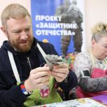 Депутаты петербургского парламента вносят свой вклад в работу над созданием скульптуры «Защитник Отечества»