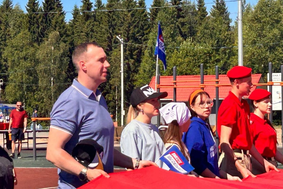 В Поморье состоялась Семейная спартакиада, посвященная памяти легендарного советского лыжника Владимира Кузина