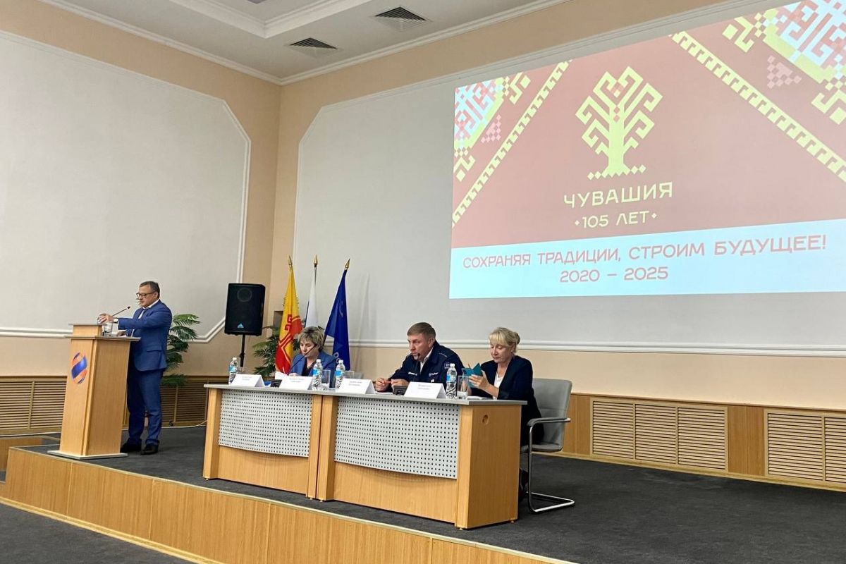 Депутат Ольга Петрова встретилась с коллективом Чебоксарской  ГЭС