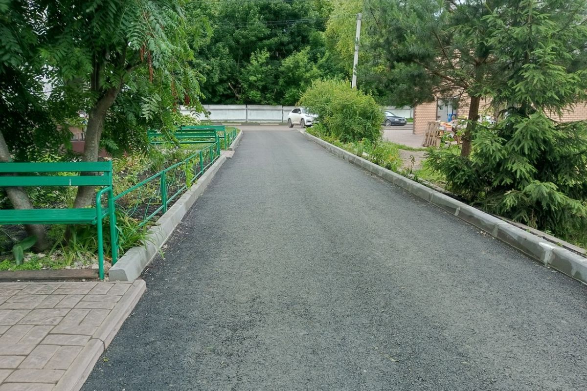 Благоустройство двора на улице Победы в Плавске