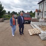 Ход реализации партийного проекта «Новая школа» проверили члены партийного актива