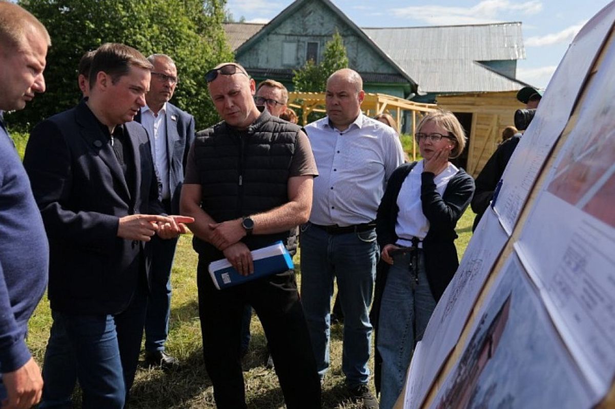 Александр Цыбульский оценил ход реализации проекта «Малая Слобода» в Мезени