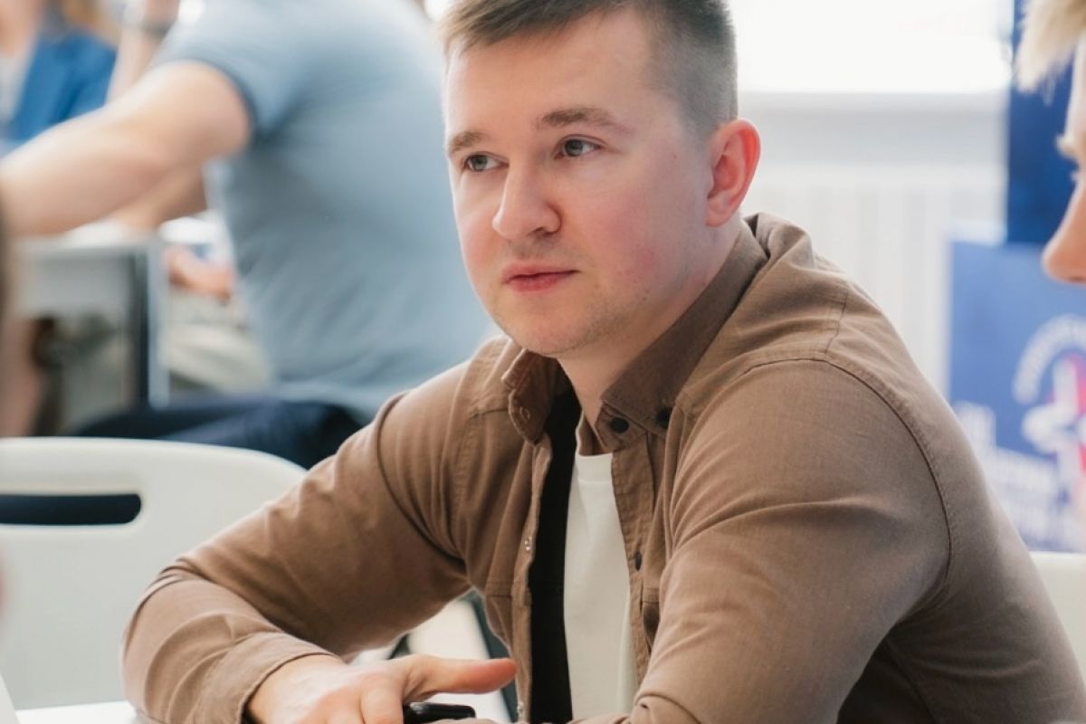 Дети: «Единая Россия» проводит акцию «Собери ребёнка в школу»