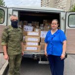 Более тысячи окопных свечей изготовили волонтёры «Единой России» запада Москвы для участников СВО