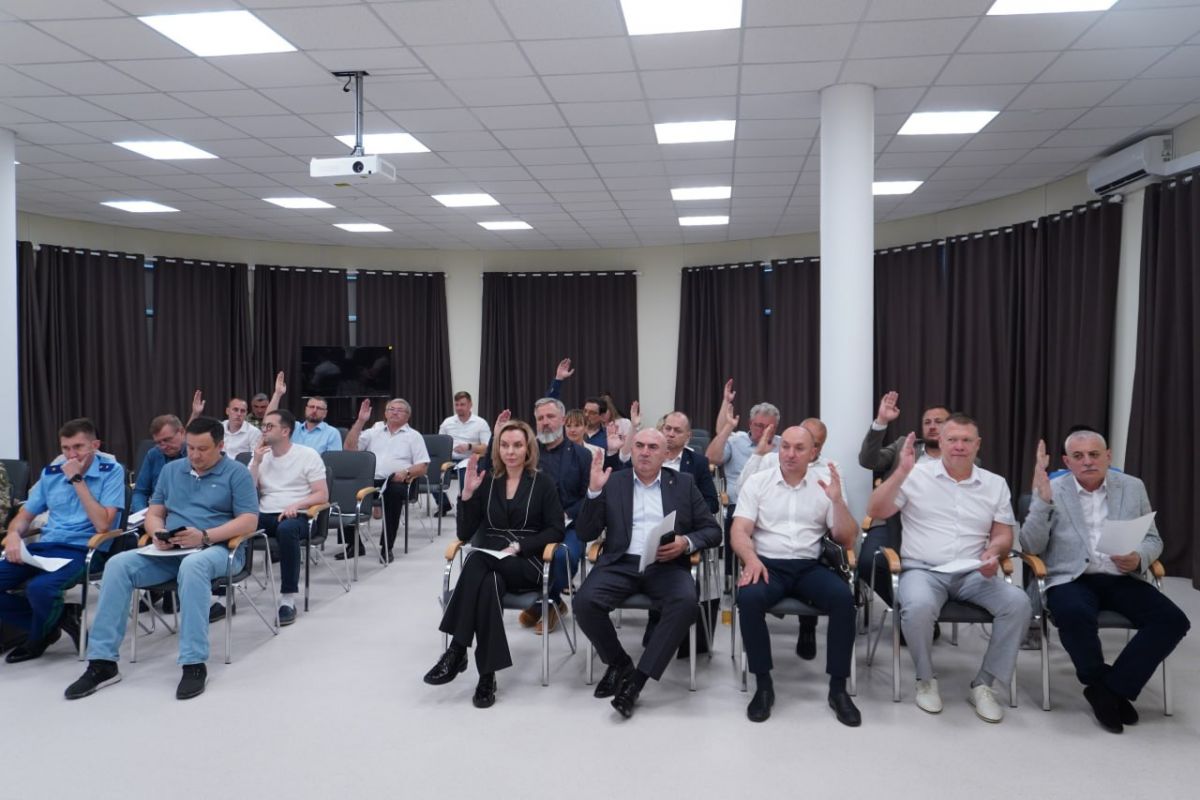 Владимир Сальдо подписал закон о предоставлении мер социальной поддержки  многодетным семьям на территории Херсонской области