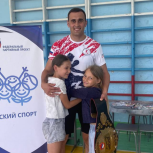 В Приморье «Единая Россия» организовала для детей серию спортивных встреч с чемпионом